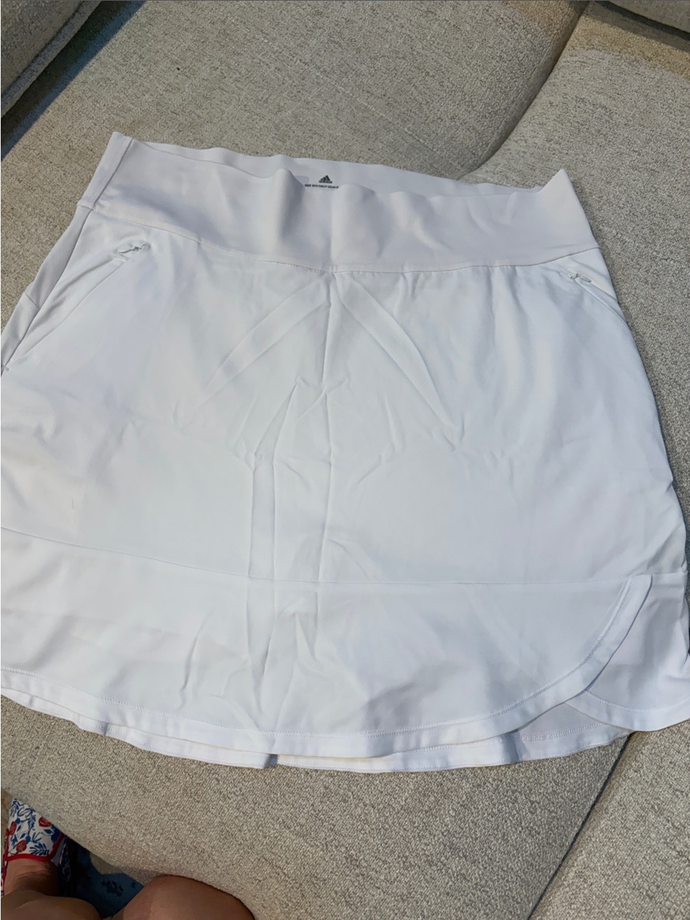 adidas White Women's Athletic Tennis Skort with Zip Pockets